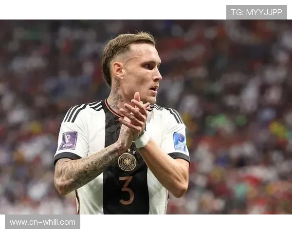 莱比锡红牛队长劳姆送出点球，赛后成为焦点